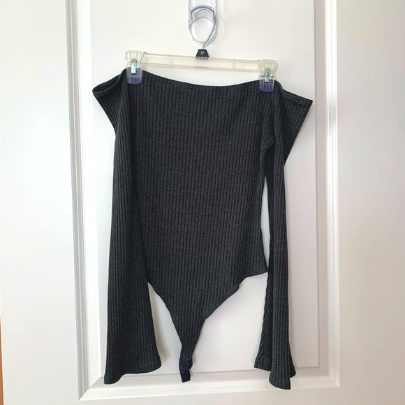 TOBI off the shoulder bodysuit - Picture 1 of 2